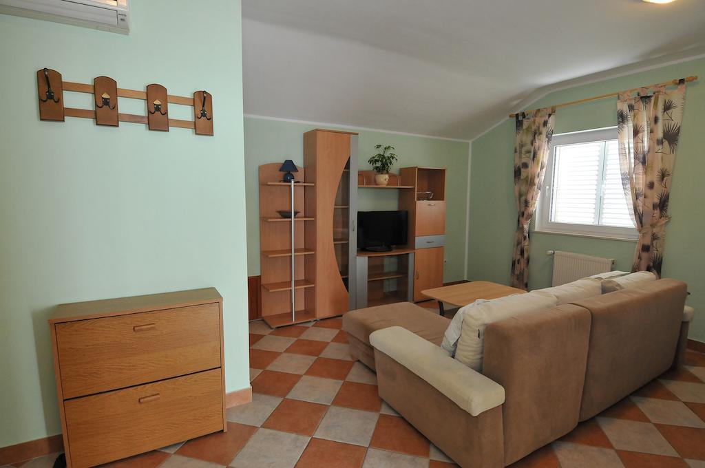 Apartments Bugenvila ซัฟทัท ห้อง รูปภาพ