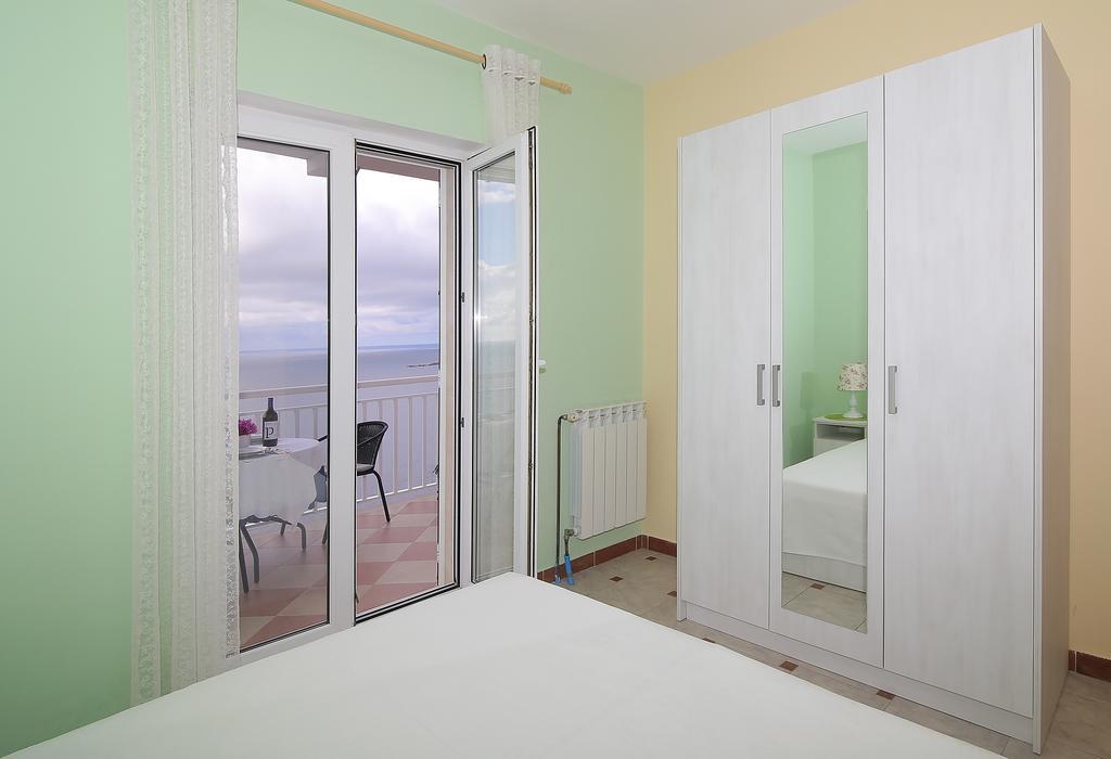 Apartments Bugenvila ซัฟทัท ภายนอก รูปภาพ
