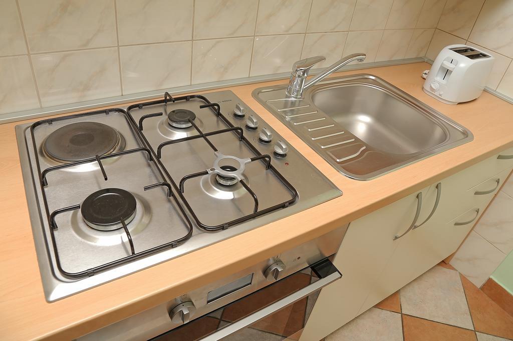Apartments Bugenvila ซัฟทัท ภายนอก รูปภาพ