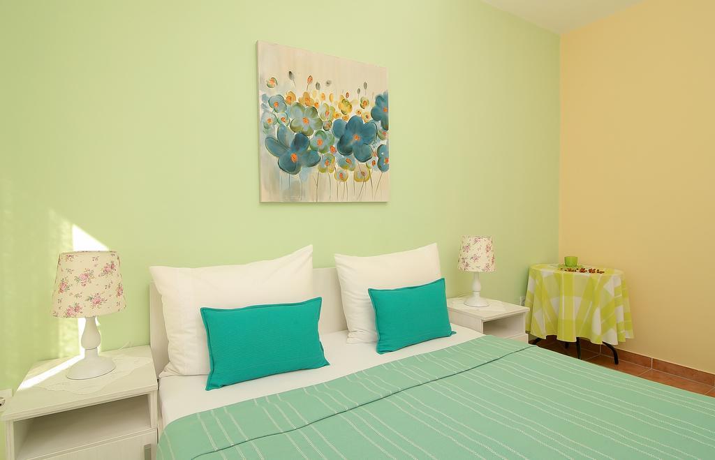 Apartments Bugenvila ซัฟทัท ภายนอก รูปภาพ